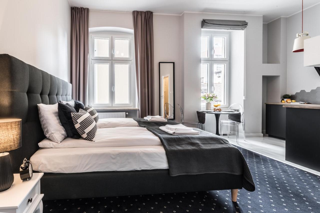 Serenity Aparthotels - Old Town Poznan By Friendly Apartments Экстерьер фото