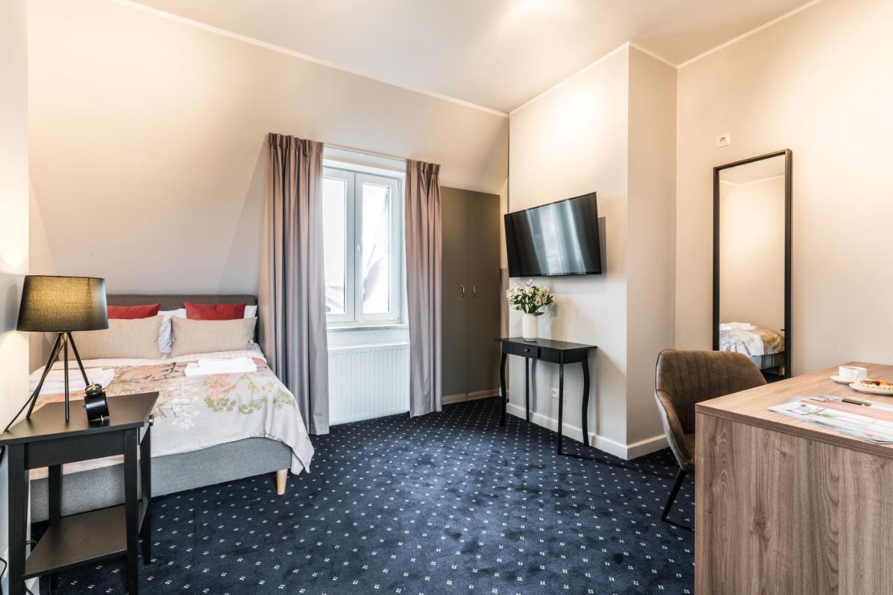 Serenity Aparthotels - Old Town Poznan By Friendly Apartments Экстерьер фото