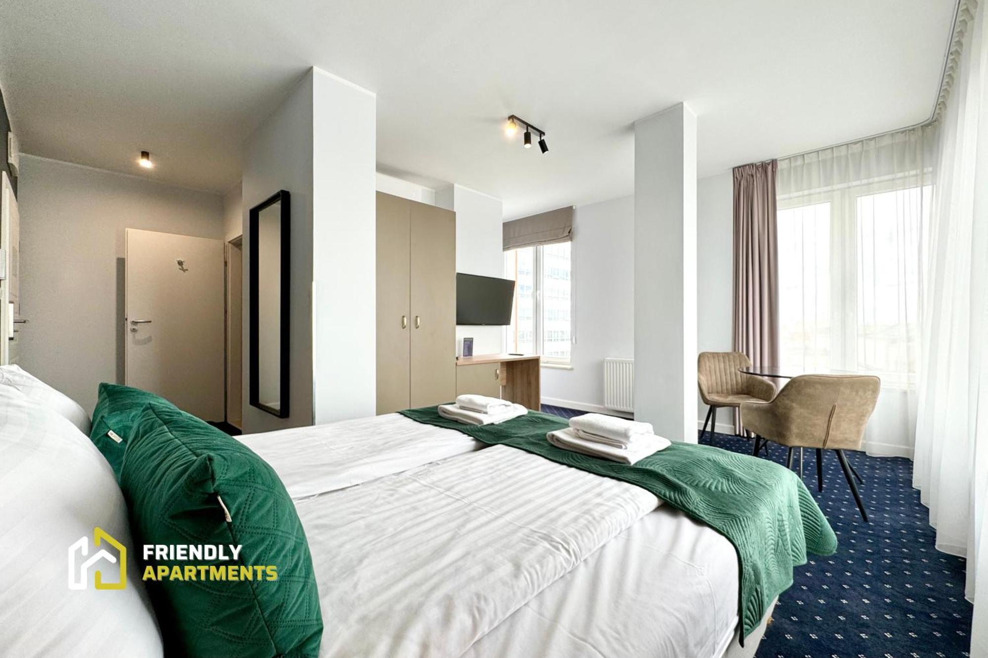 Serenity Aparthotels - Old Town Poznan By Friendly Apartments Экстерьер фото